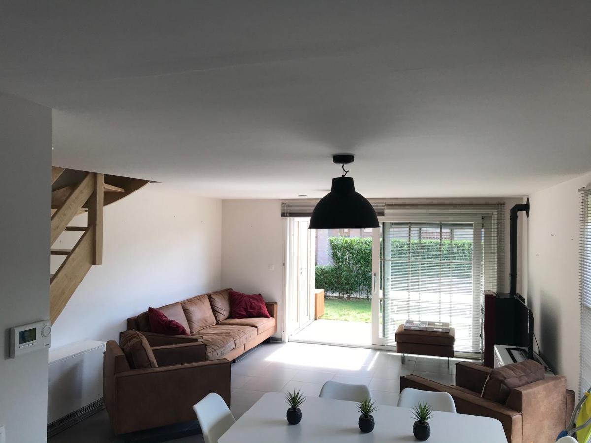 Vakantiehuisje De Panne Vlak Aan Plopsaland En De Zee Екстер'єр фото