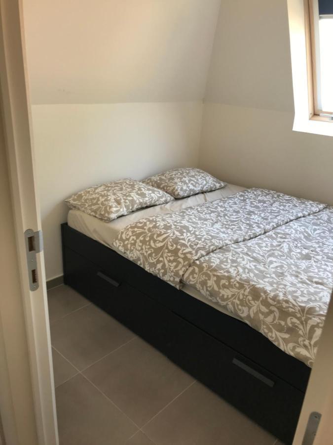 Vakantiehuisje De Panne Vlak Aan Plopsaland En De Zee Екстер'єр фото